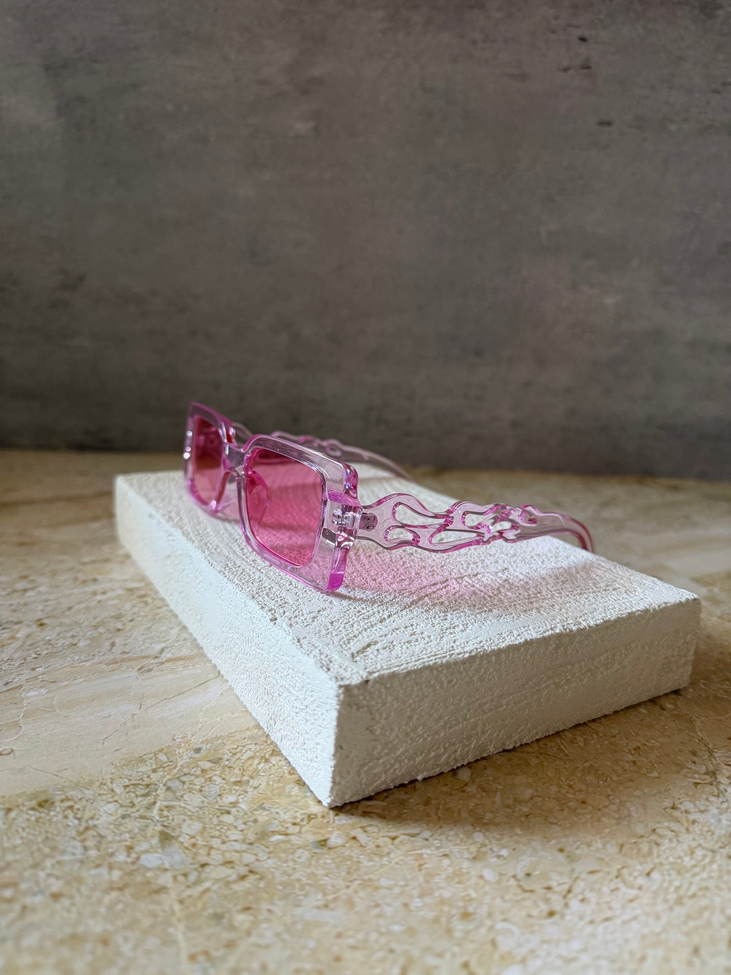 ‘Baddie’ (Pink)