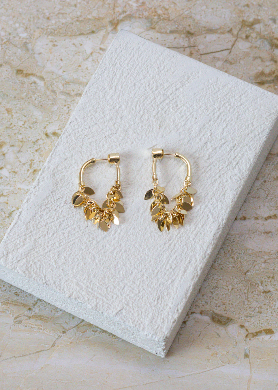Golden Getaway Hoops