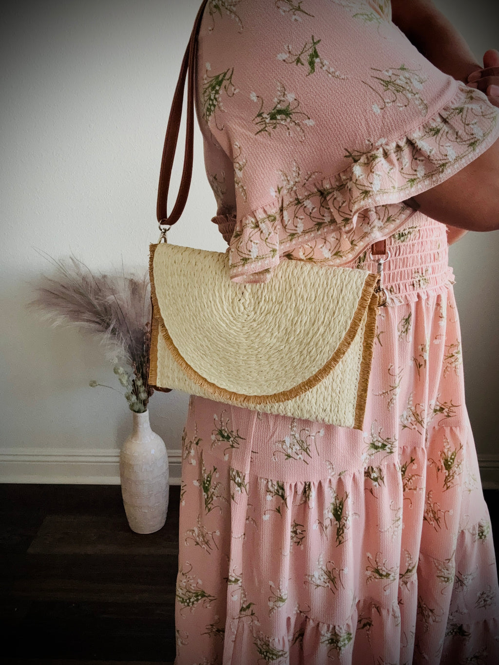 Paper Sack Clutch (3 Colors)